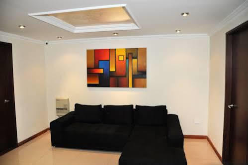 Hotel Boutique Mendoza - Cerca Aeropuerto El Dorado Bogota Bagian luar foto